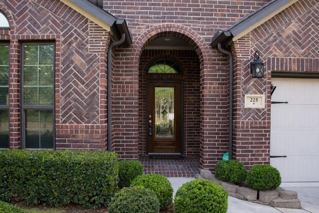 225 Forest Heights Lane, Montgomery, TX 77316