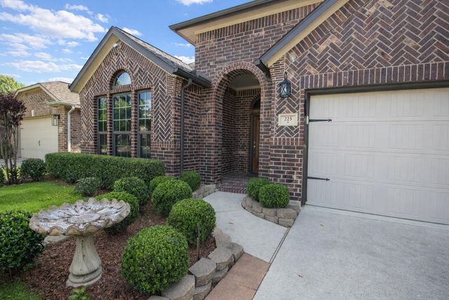 225 Forest Heights Lane, Montgomery, TX 77316