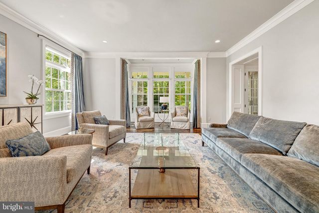 8133 GEORGETOWN PIKE, Mclean, VA 22102