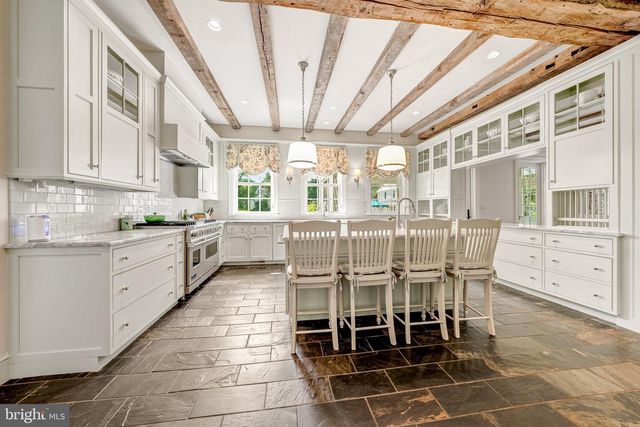 8133 GEORGETOWN PIKE, Mclean, VA 22102