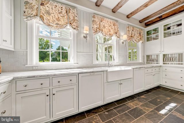 8133 GEORGETOWN PIKE, Mclean, VA 22102
