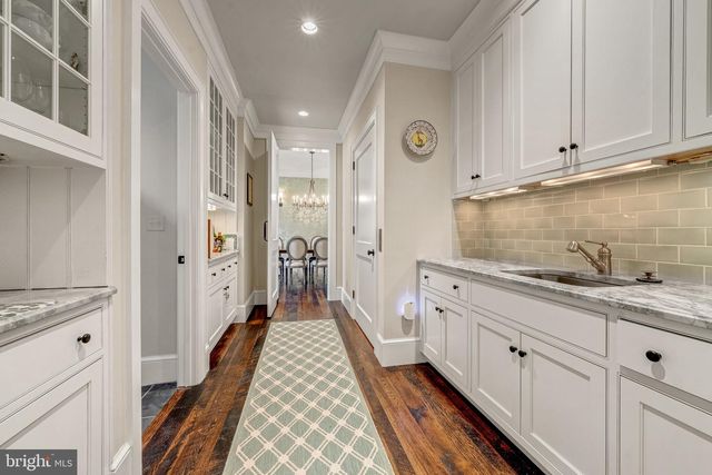 8133 GEORGETOWN PIKE, Mclean, VA 22102