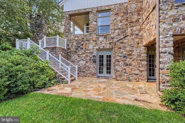 8133 GEORGETOWN PIKE, Mclean, VA 22102