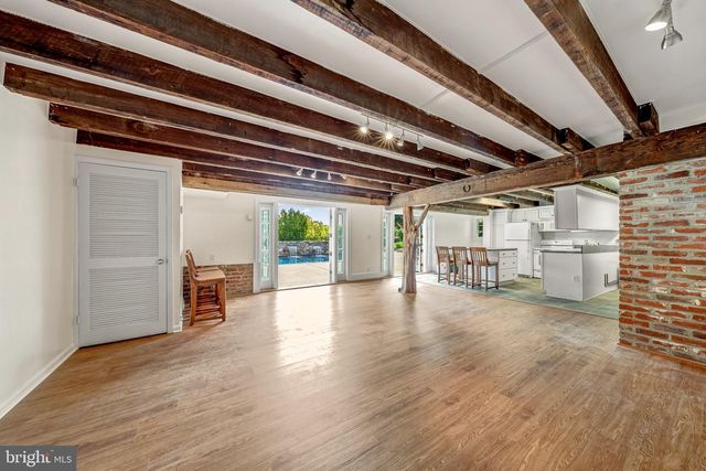 8133 GEORGETOWN PIKE, Mclean, VA 22102