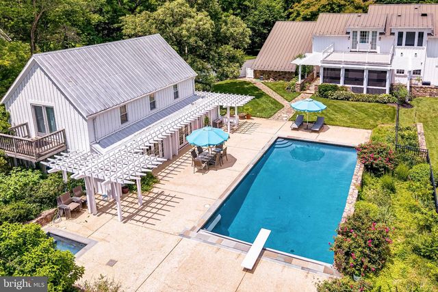 8133 GEORGETOWN PIKE, Mclean, VA 22102