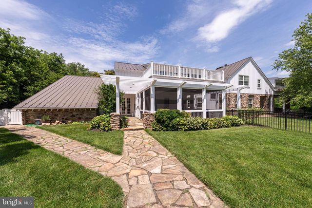 8133 GEORGETOWN PIKE, Mclean, VA 22102