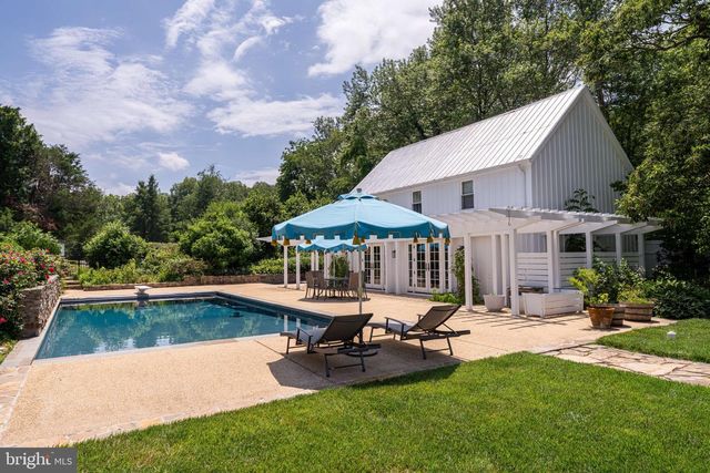 8133 GEORGETOWN PIKE, Mclean, VA 22102