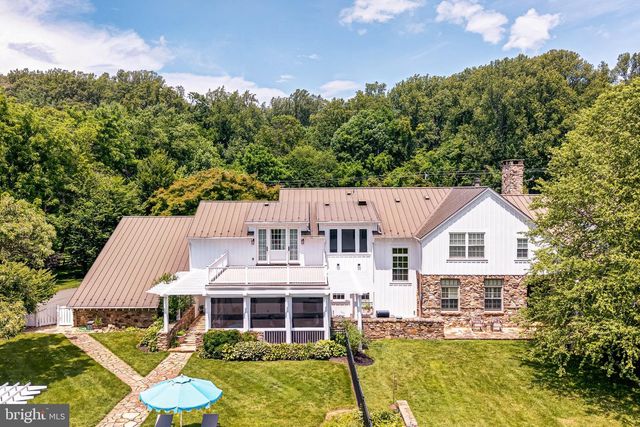 8133 GEORGETOWN PIKE, Mclean, VA 22102