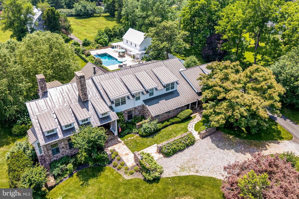 8133 GEORGETOWN PIKE, Mclean, VA 22102