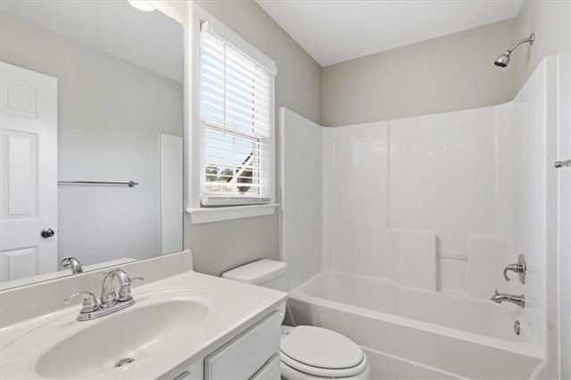 2080 Pinehurst View Drive, Grayson, GA 30017