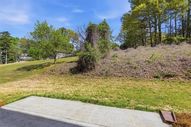 2080 Pinehurst View Drive, Grayson, GA 30017