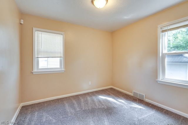 407 E 330th Street, Willowick, OH 44095