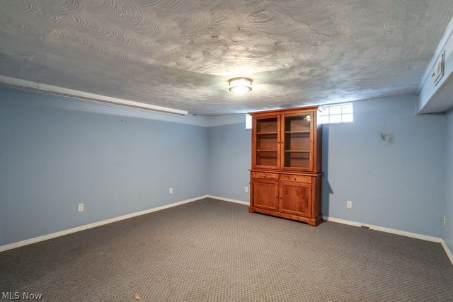 407 E 330th Street, Willowick, OH 44095