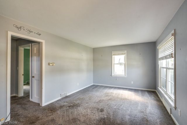 407 E 330th Street, Willowick, OH 44095