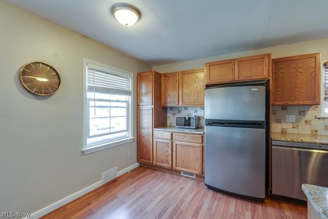 407 E 330th Street, Willowick, OH 44095