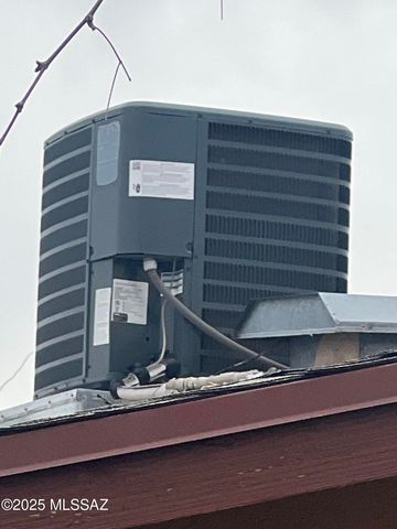 1815 S Van Buren Avenue, Tucson, AZ 85711