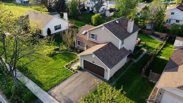 1112 Pheasant Trail, Carol Stream, IL 60188