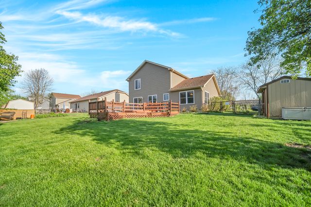 1112 Pheasant Trail, Carol Stream, IL 60188