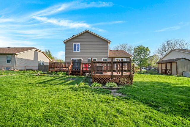 1112 Pheasant Trail, Carol Stream, IL 60188