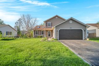 1112 Pheasant Trail, Carol Stream, IL 60188