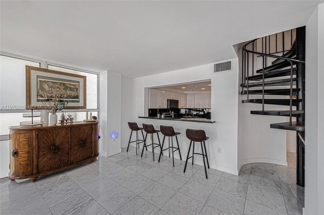 600 NE 36th St PH1, Miami, FL 33137