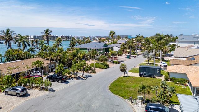 13 BELLEVUE DRIVE, Treasure Island, FL 33706