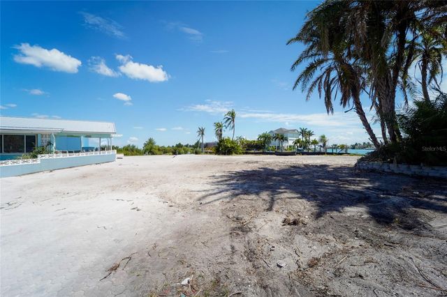 13 BELLEVUE DRIVE, Treasure Island, FL 33706