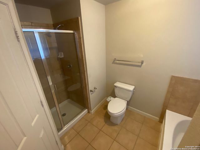 1006 MAGNOLIA SMT, San Antonio, TX 78251