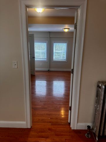 483 Newport Ave 1, Quincy, MA 02170