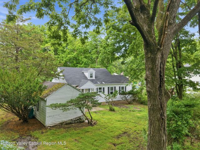 222 Zandhoek Road, Hurley, NY 12443
