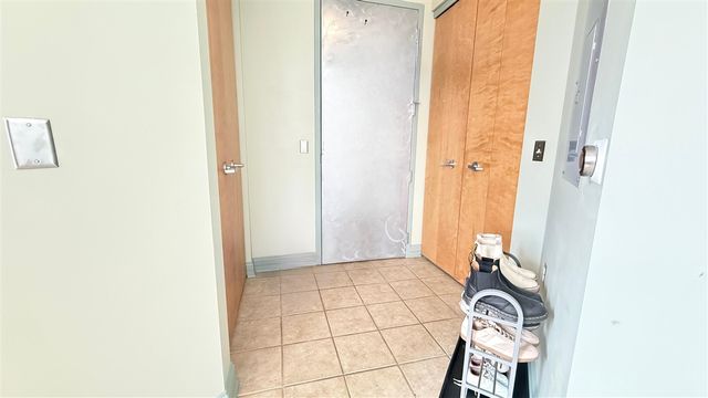 930 Washington Avenue 3F, Muskegon, MI 49441