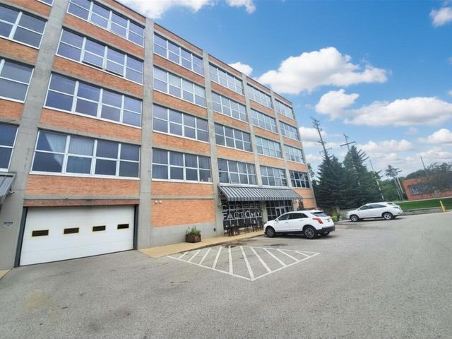 930 Washington Avenue 3F, Muskegon, MI 49441