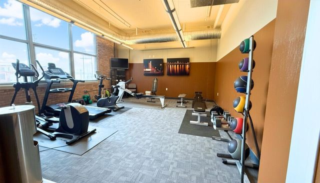 930 Washington Avenue 3F, Muskegon, MI 49441