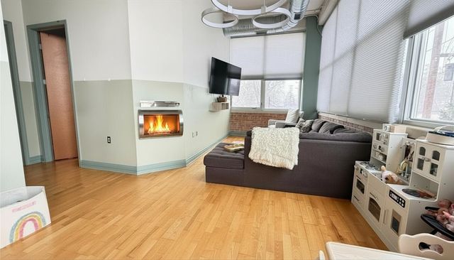 930 Washington Avenue 3F, Muskegon, MI 49441