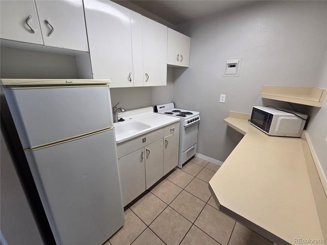 197 E Powers Avenue 4, Littleton, CO 80121