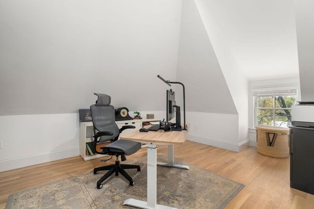 15 Sterling St, Newton, MA 02465