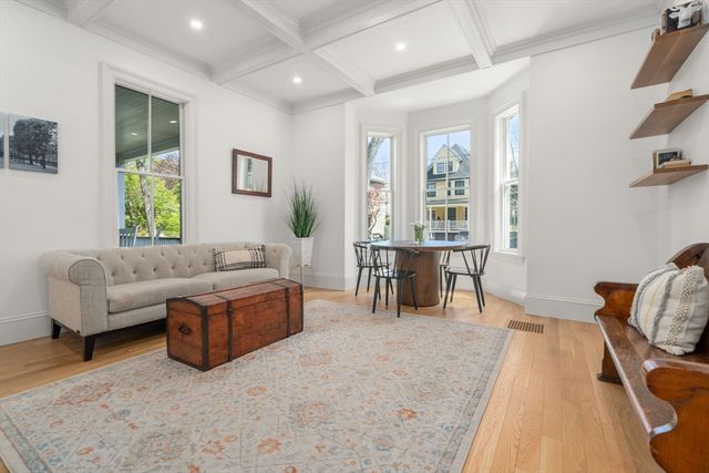 15 Sterling St, Newton, MA 02465