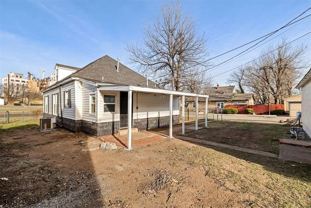 1001 S Rock Island Avenue, El Reno, OK 73036