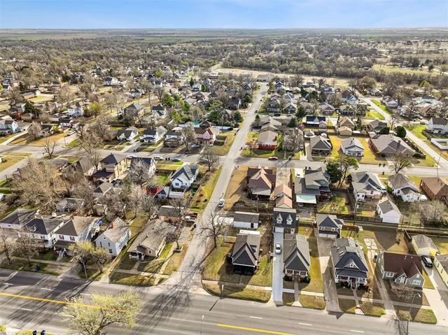 1001 S Rock Island Avenue, El Reno, OK 73036
