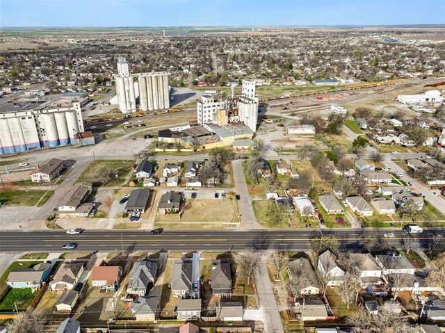 1001 S Rock Island Avenue, El Reno, OK 73036