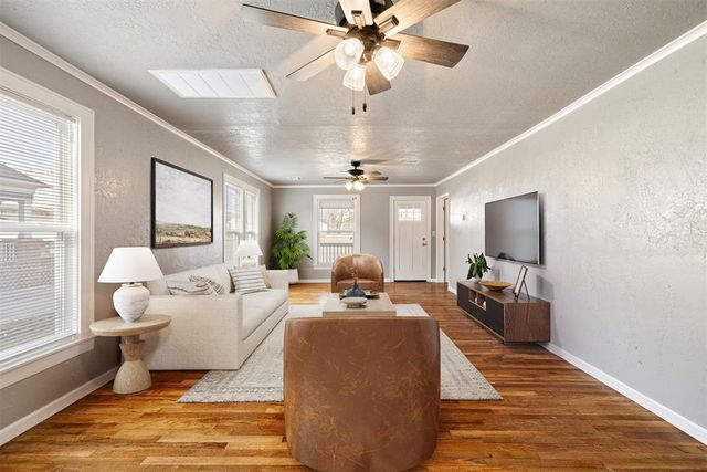 1001 S Rock Island Avenue, El Reno, OK 73036