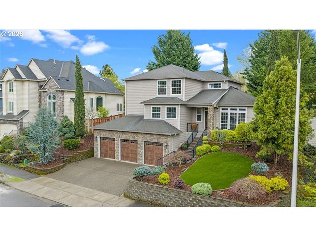 6338 Se DUNBAR Dr, Portland, OR 97236