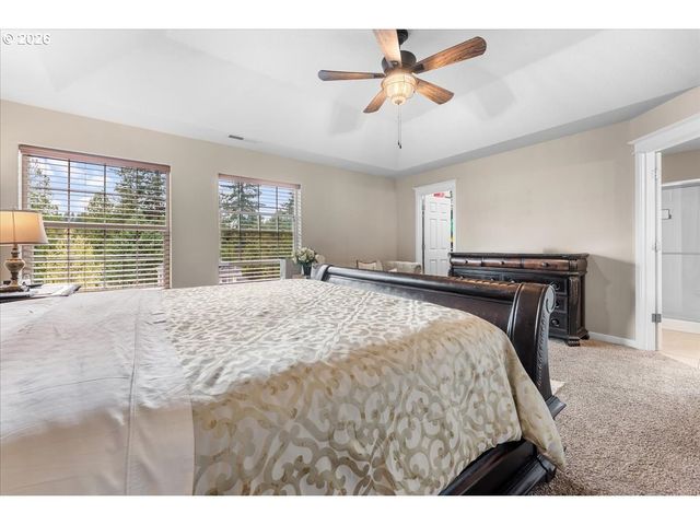 6338 Se DUNBAR Dr, Portland, OR 97236