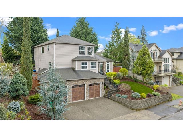 6338 Se DUNBAR Dr, Portland, OR 97236