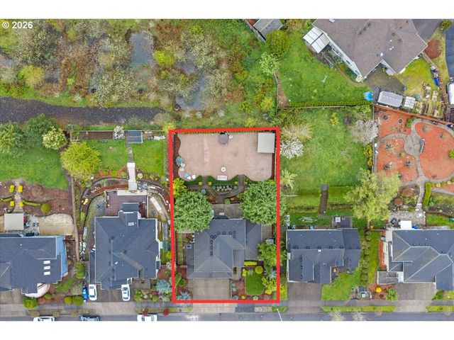 6338 Se DUNBAR Dr, Portland, OR 97236