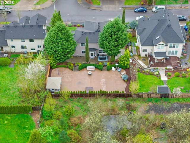 6338 Se DUNBAR Dr, Portland, OR 97236