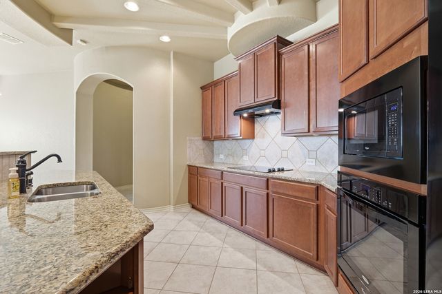 9618 Bricewood Tree, San Antonio, TX 78254