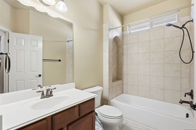 9618 Bricewood Tree, San Antonio, TX 78254