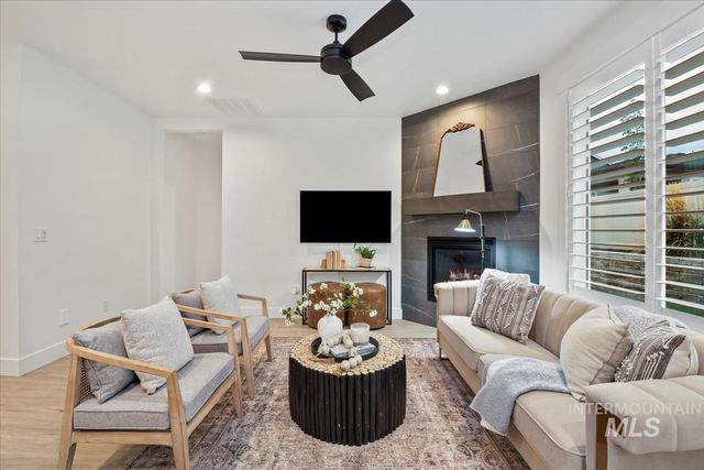 493 N Plainfield Avenue, Eagle, ID 83616