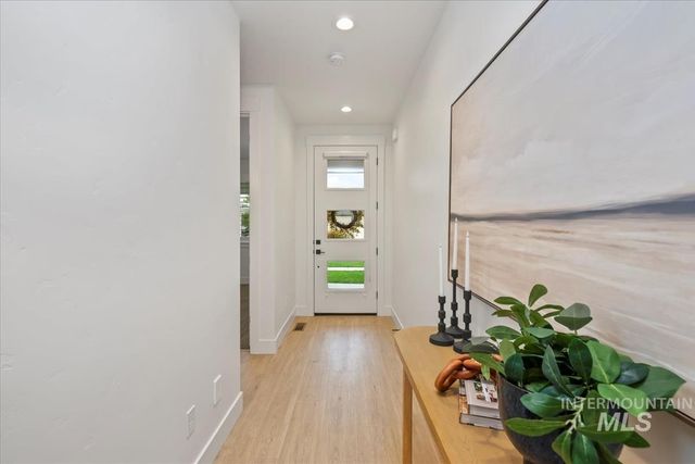 493 N Plainfield Avenue, Eagle, ID 83616